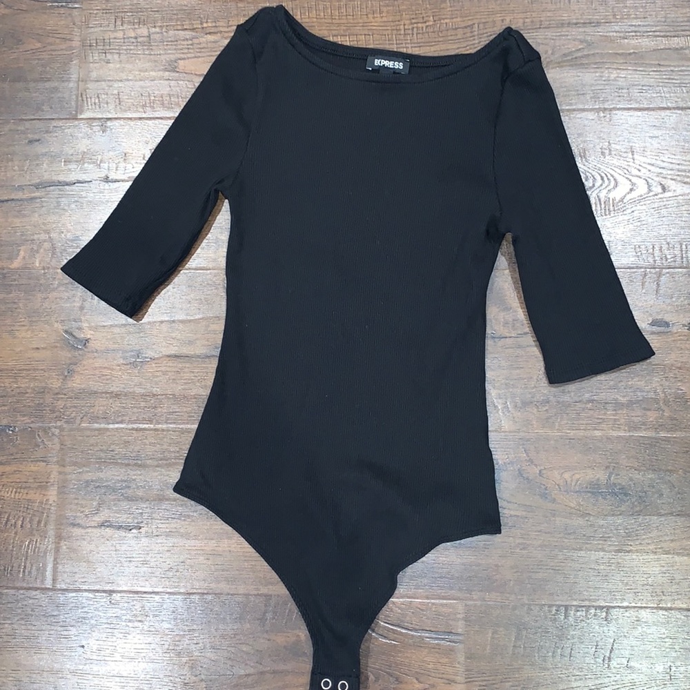 Three quarter arm length bodysuit.